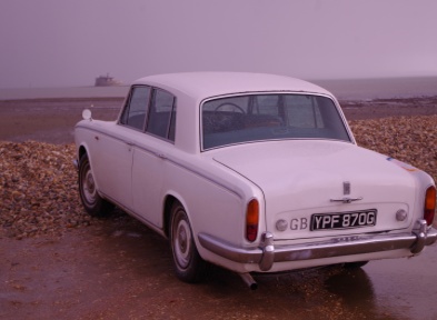 Wight Rolls-Royce Silver Shadow 1969 White without painting