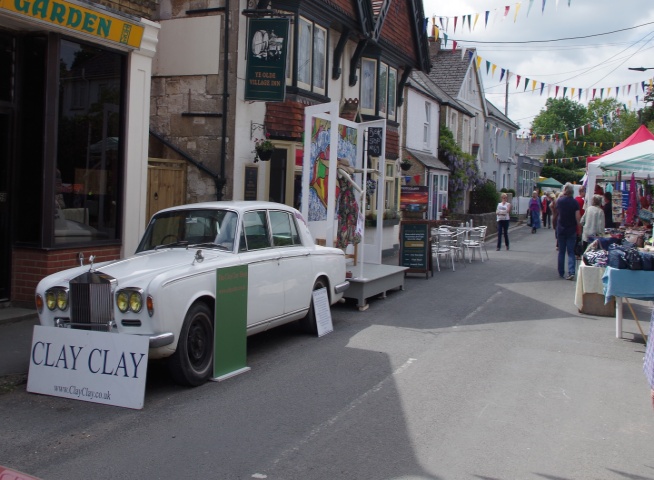 Bembridge Street Fair 25th May 2015 Bango Art behind sound stage next to Wight Rolls