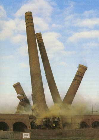 Chimneys down LB No1 Peterborough in the 1970s filmed for 'Some mothers Do Ave Them'