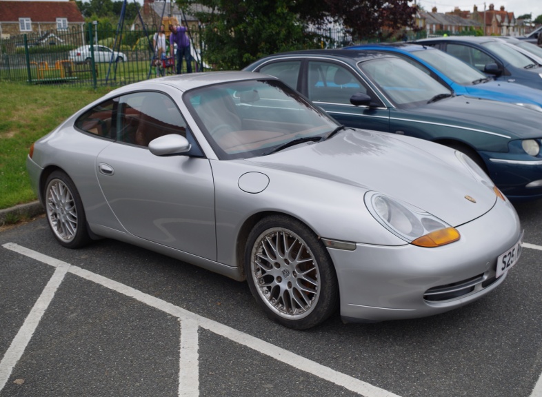 Porsche 911 Carrera 1998 (996)
